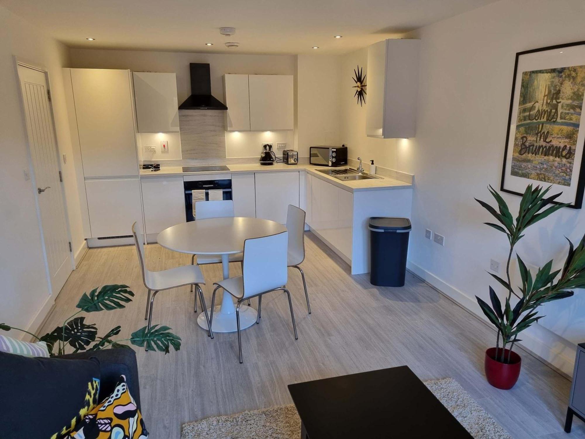 Luxe Two Bedroom Flat In Birmingham With Free Wifi Екстериор снимка